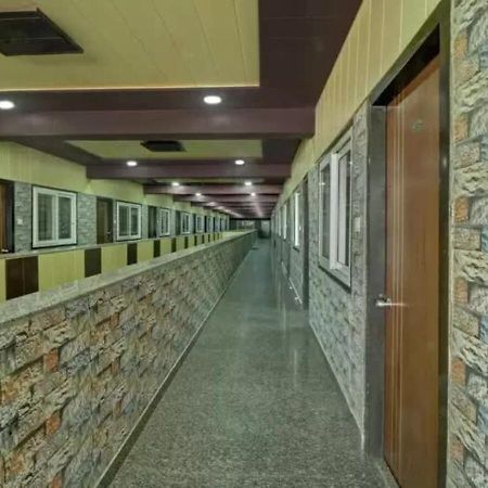 Raichur Hotel Santoshi Hometel מראה חיצוני תמונה