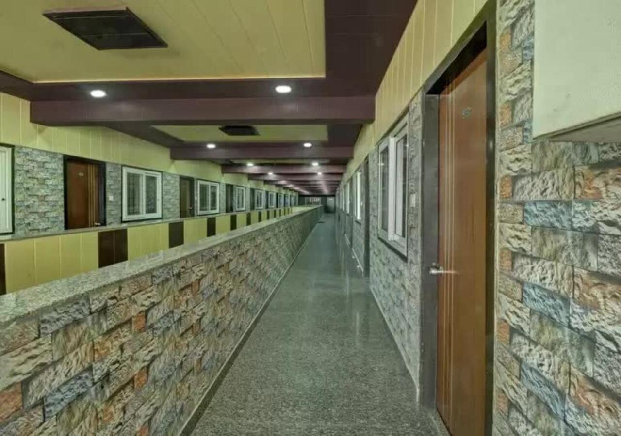 Raichur Hotel Santoshi Hometel מראה חיצוני תמונה