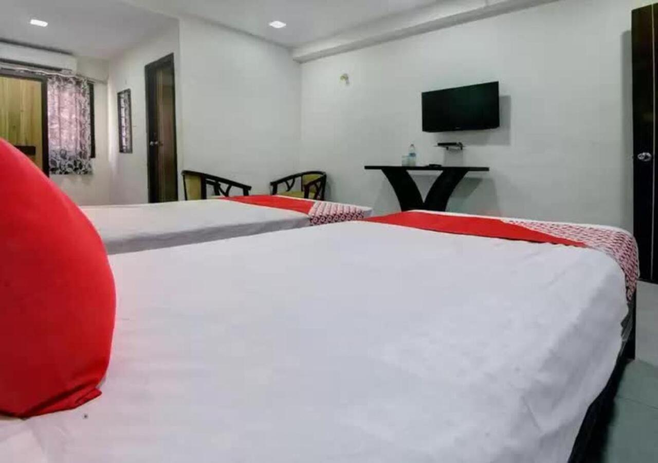 Raichur Hotel Santoshi Hometel מראה חיצוני תמונה