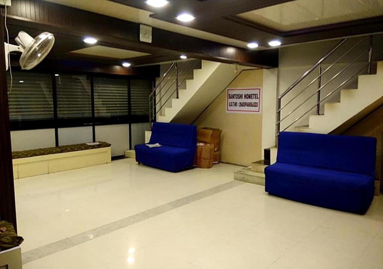 Raichur Hotel Santoshi Hometel מראה חיצוני תמונה